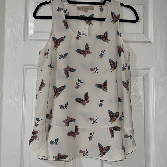 LOFT Tops - NWT Loft sleeveless floral blouse size small